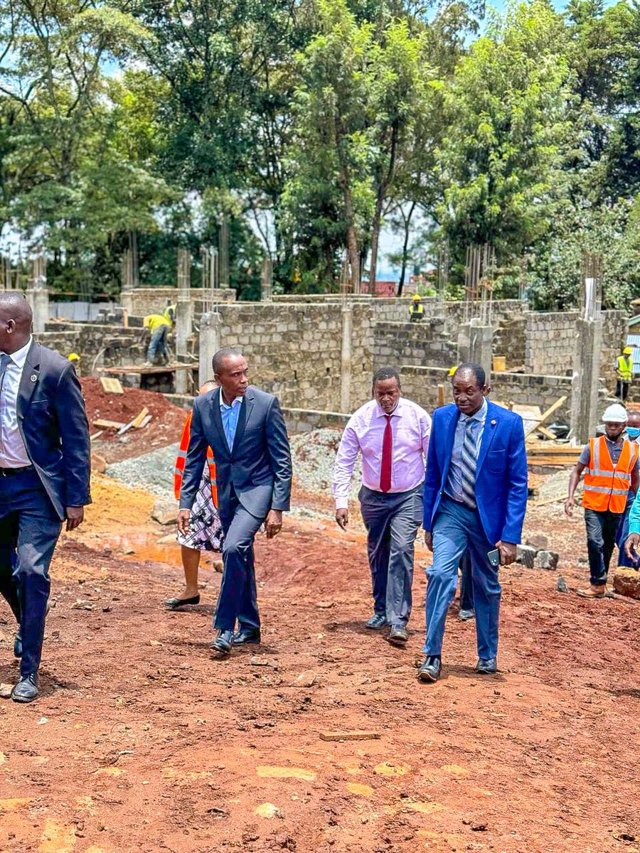 Impromptu visit to Karuri Hospital to inspect the ongoing construction of new Karuri Level Four Hospital in Karuri Ward, Kiambaa Sub-County.