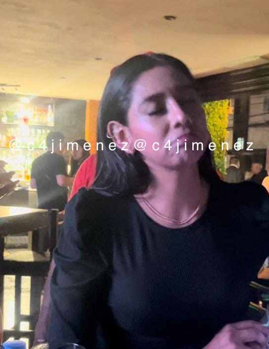 c4jimenez's tweet photo. SE BUSCAN por HOMICIDIO!
SON GOTERAS
Se hacen llamar Miley y Rous
Son las mujeres con las q entró Daryl, al hotel Picasso, en la peligrosa @Alc_Iztapalapa 
Ahí drogaron a Daryl y a un amigo.
Les robaron todo, y huyeron.
Él murió.
@SSC_CDMX y @FiscaliaCDMX las buscan. https://t.co/nxM8ePR2fh