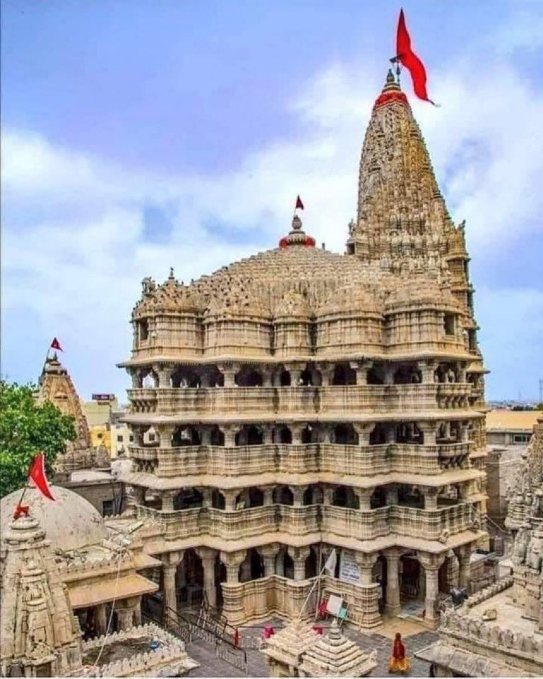 The Majestic Dwarkadhish Temple situated on the Gomti creek at Dwarka, Gujarat.

Known as Jagat mandir or trilok sundar- the most beautiful in all the 3 worlds.

Originally believed to be built by Vajranabh, the great grandson of Bhagwan Sri Krishna, more than 2500 years ago.