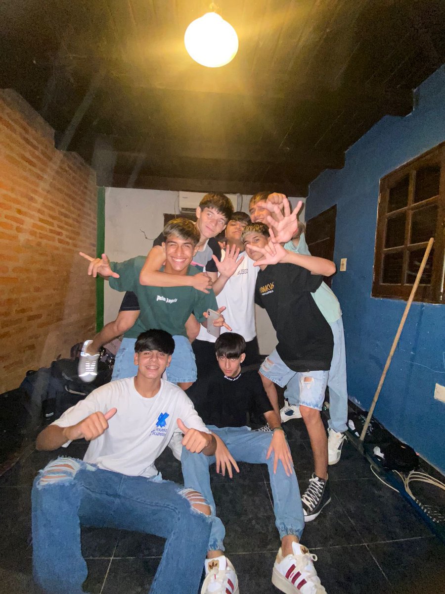 fue el mejor verano gracias a estos hdps❤️‍🩹