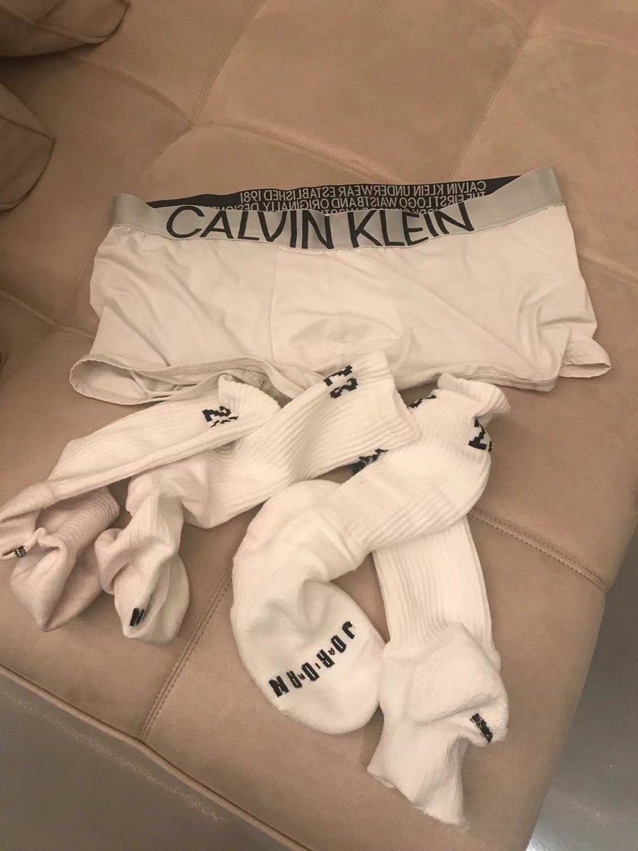 太热了回来换内裤