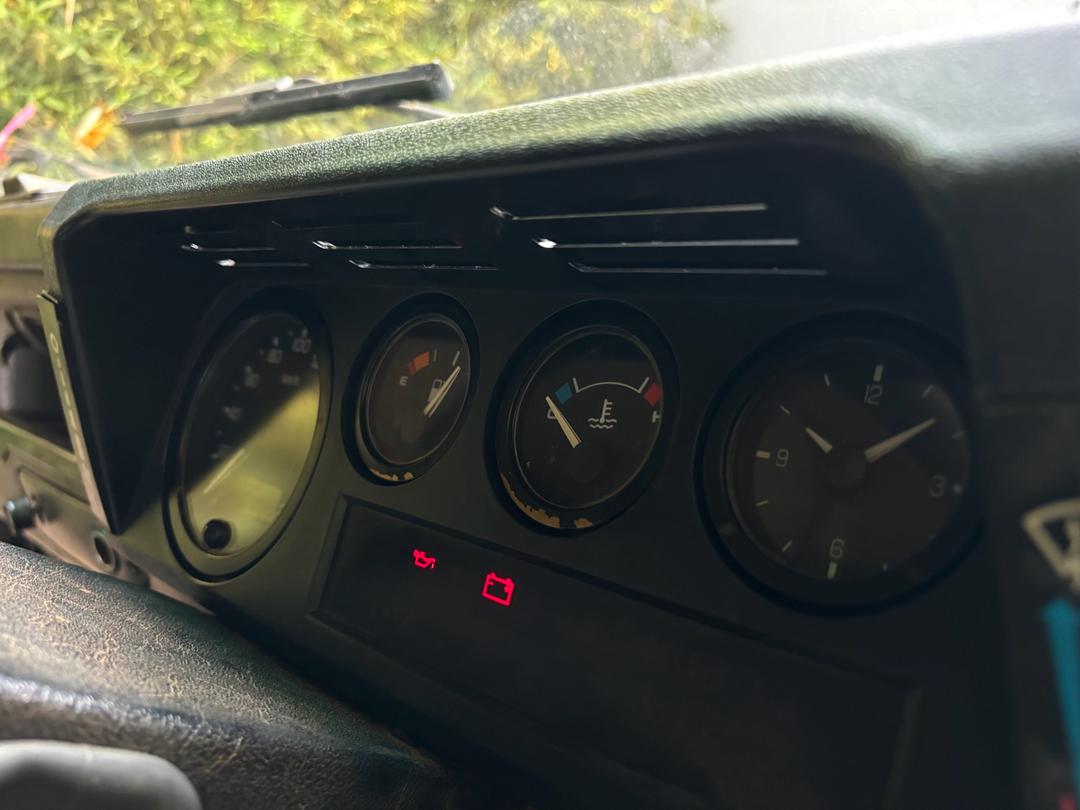 The immortality of #Landrovers is why we love them. 

We just changed this instrument panel and it looks so damn good. 

Before Vs After.

#AfricaByRoad.