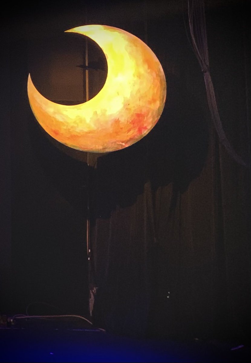 freecloud3's tweet image. ずっとみていたかったな

この夜は興奮であまり眠れなかった

そして大好きなpastonの焼き菓子は
安定の美味しさ

#よるべR
#paston