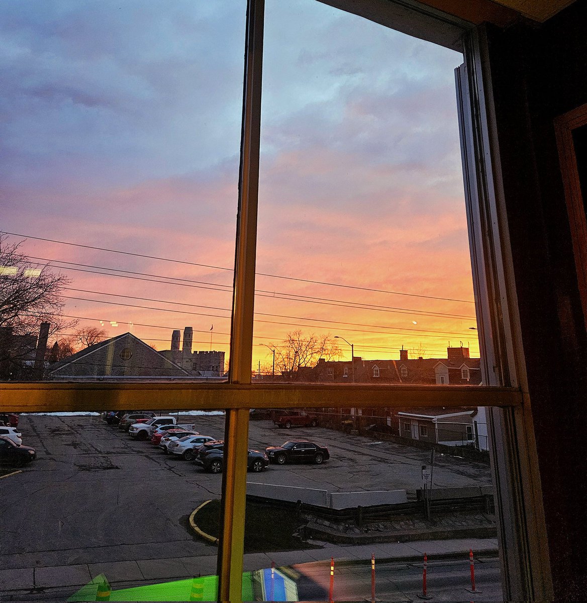 Good morning!  Look at that sky! 😍

#YGK