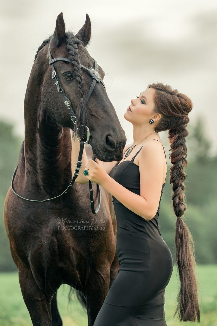 R1_Adv's tweet image. #TEAMSTALLION 🐎
#TM_RUBY 🌹

@italianostyle2
@ruby2015xo
@MarEthr
@tnmuda
@slyfox6057
@Franc_grau
@TwFsClub
@dreams_Bcn
@Nathyan1997
@NewCarlonet
@MarcelaErcia
@DianeElQueen
@Soraya123455
@electwave_music
@sami86pilang
@PMcFarland85
@CarloSportfan
@Imagine269
@RoaMarta23
@R1_Adv