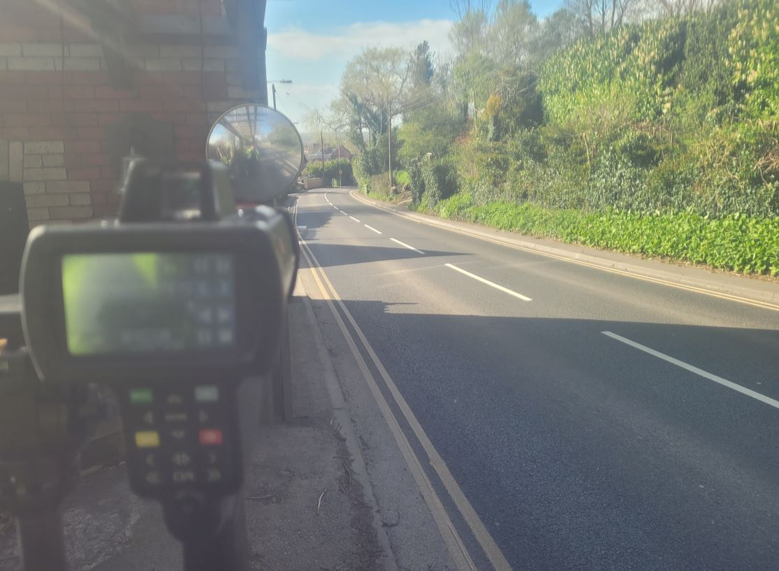 The Road Safety (Fatal5) Enforcement Team have been on the A361, Coursing Batch at #Glastonbury. Deployed as a direct result of residents concern regarding the dangerous speed drivers come through this 20mph limit where there are narrow pavement & driveway exits. @SC_RoadSafety