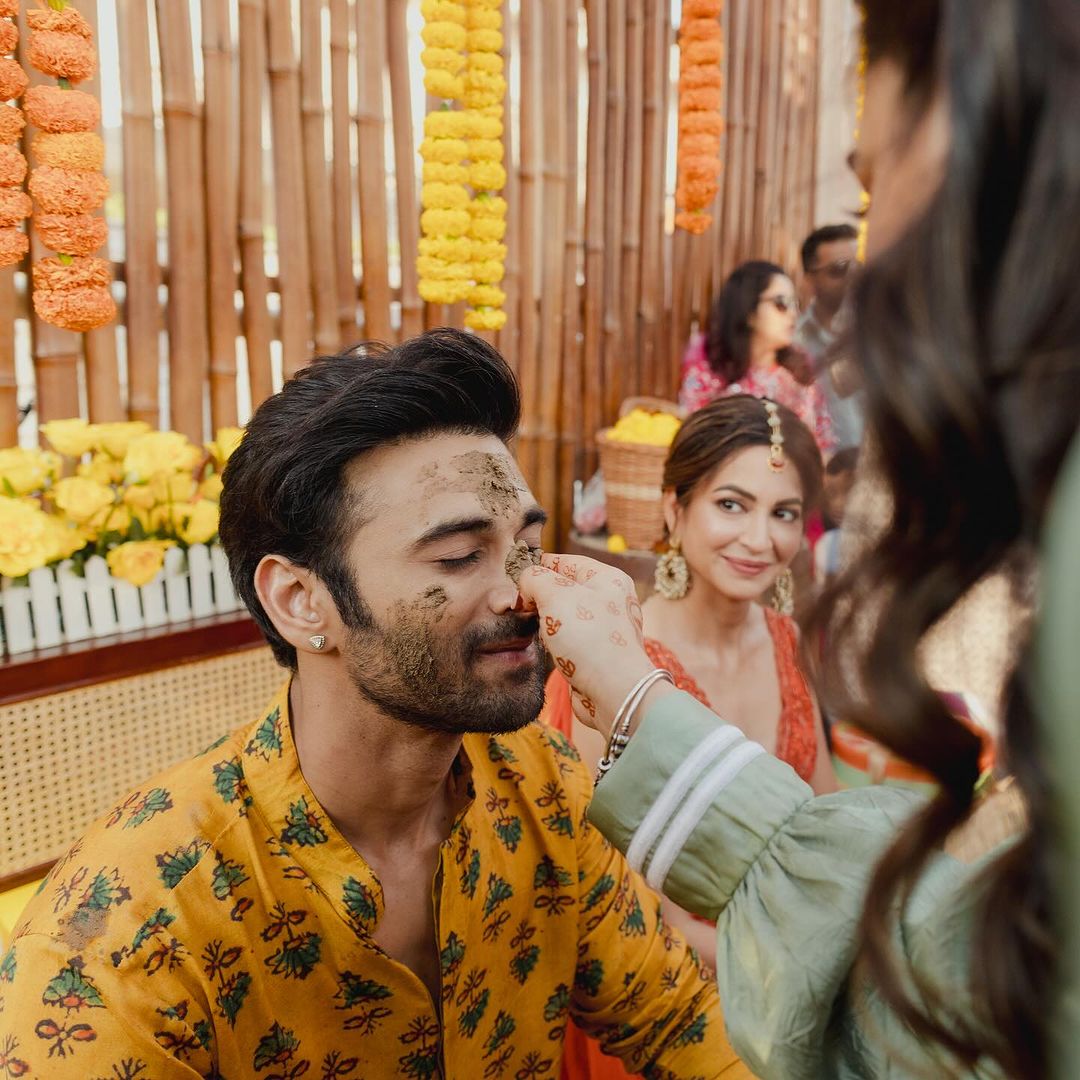 onlymyhealth's tweet image. Kriti Kharbanda-Pulkit Samrat Share Glimpses From Their Multani Mitti Based Haldi Ceremony 

onlymyhealth.com/kriti-kharband…

#PulkitSamrat #KritiKharbanda #Multani #multanimitti #Onlymyhealth