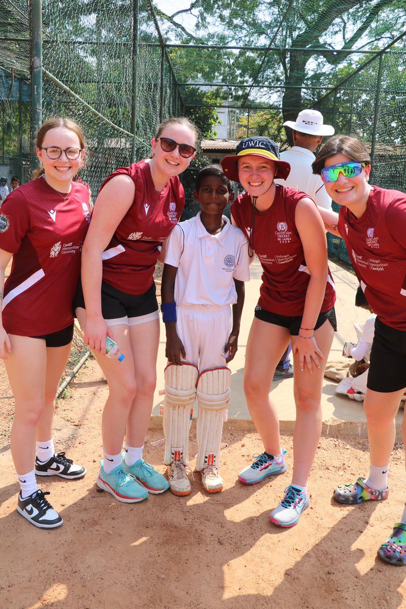 This is what it’s all about. 🏹❤️🇱🇰 Day 4️⃣ @cardiffmet & @Wesley_College #MetLanka24 #TheClub #MaroonAndGold @CMetSUSport @CMetSport @CMetSportTV @CMetGlobalOpps @CMetGlobalEng @macronebbw