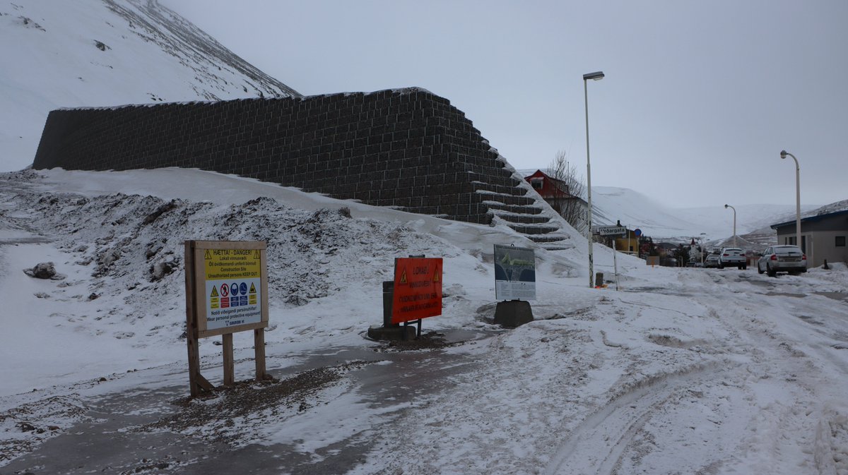 “How to improve climate change adaptation in small and remote communities in Iceland” is the focus of a just-published policy brief from CliCNord’s Icelandic case. Find it here in English and Icelandic: clicnord.org/publications
#uwestfjords #lbhi #auis #nordforsk #cope_ku