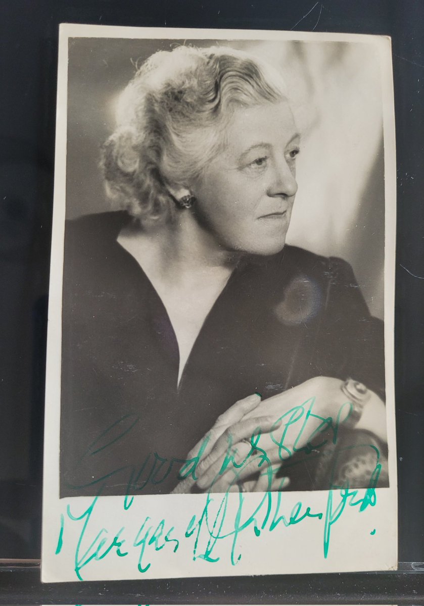 Latest addition: Hand signed by Dame MARGARET RUTHERFORD,  the original Miss Marple and St Trinians, Ealing Comedies film star
#margaretrutherford 
#missmarple
#sttrinians
#ealingcomedies