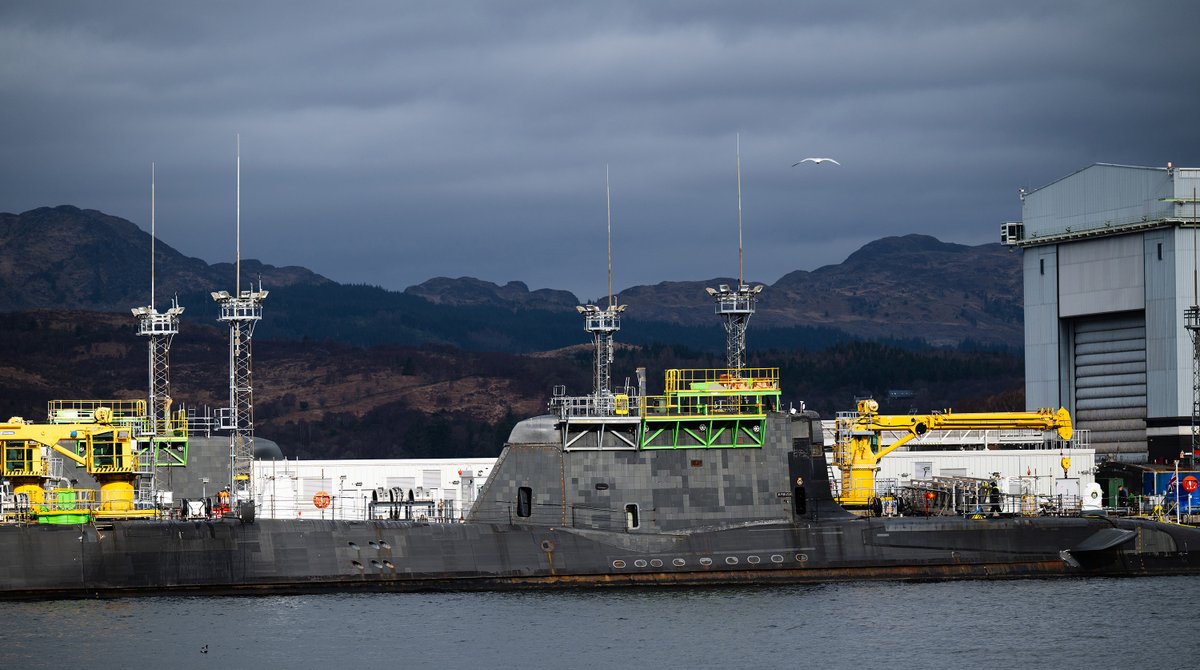 Photos from HMNB Clyde taken earlier this year 📸. #SDA #RoyalNavy