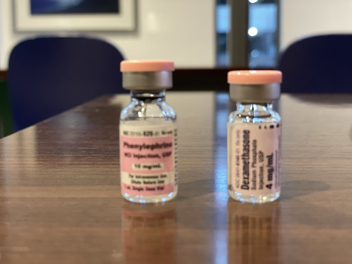 Good morning!! ✅Read the vials before AND after drawing up. ✅Colored caps are not labels or dependable. #patientsafety #lookalikevials @APSForg @ASALifeline @ASRA_Society @sambahq