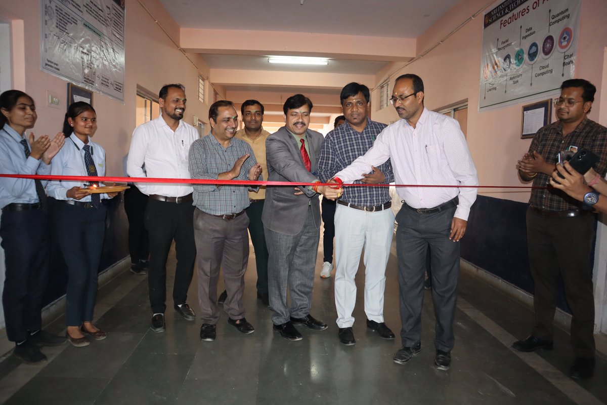 NRIGroupIndia's tweet photo. NIIST's Create-a-thon was a celebration of innovation and talent! From print to pixel, students demonstrated the impact of Computer Science and Engineering in 2047 through Poster and Model presentations, Blog Writing, short videos, and presentations.
#CreateAThon #FutureTech https://t.co/8iJFm472qP