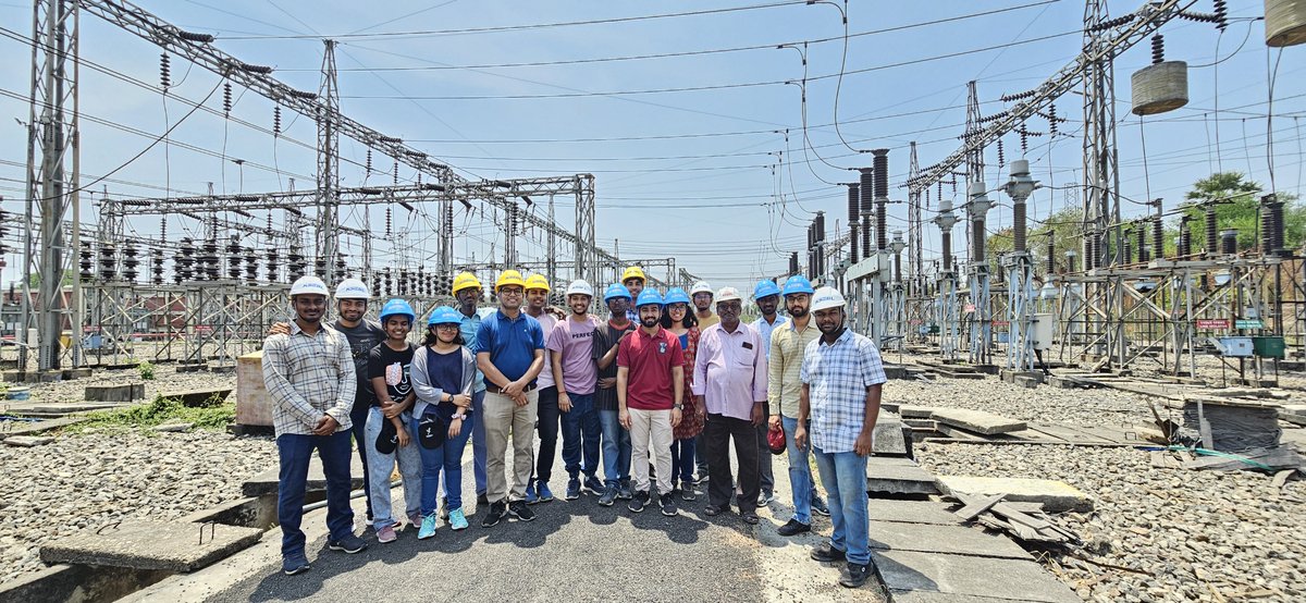 Dept of Electrical Engineering @PalakkadIIT arranged an industrial visit to the KSEB 220kV Substation and a 3 MW solar power facility located in Kanjikode. Students visited the substation were instructed by industry professionals on the operation of electrical power systems.