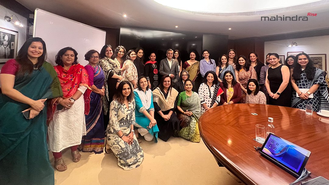 During a recent round-table discussion with senior women leaders, our Group CEO & MD, @anishshah21, facilitated a dialogue on how to nurture an inclusive culture within our organization. He outlined three key areas that require concentrated efforts: mentorship, policies, and…