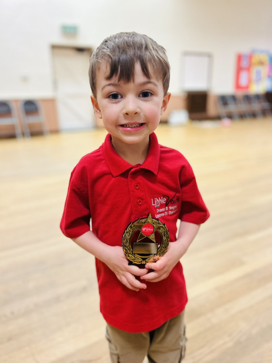 Pushing comfort zones, building in confidence, showing kindness & working well with others, has led to this lovely pupil being nominated & then winning Pupil of the Term at our #Fulwood venue! 🏆 What a star! ⭐️❤️