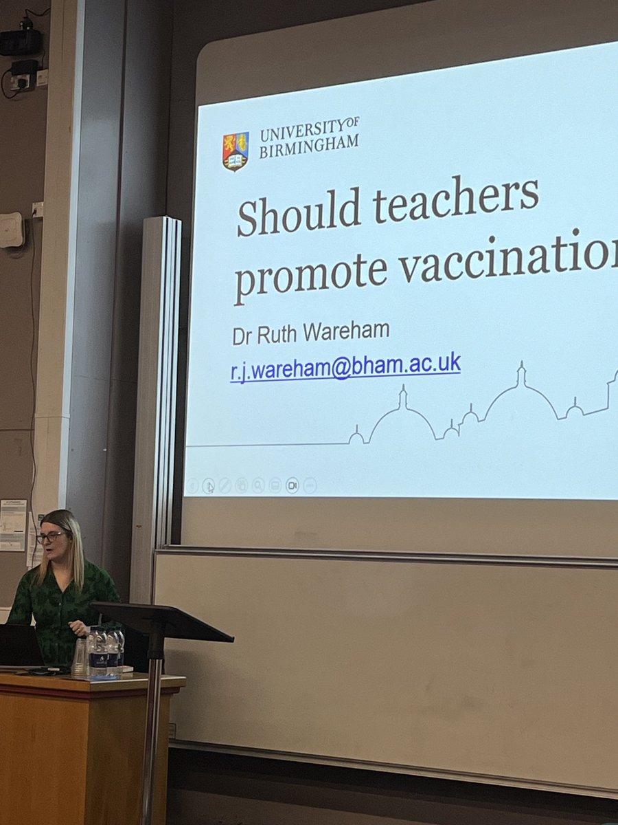 The Educating Responsible Believers conference is underway ⁦@unibirmingham⁩ ⁦@UoBEdResearch⁩ next up is Ruth Wareham on how teachers ought to tackle the issue of vaccine hesitancy #philofed #philosophy #education #educhat