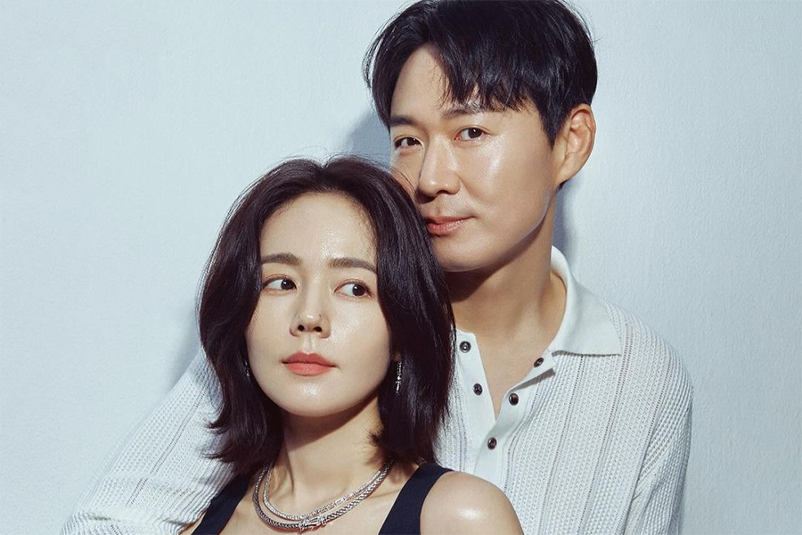 #HanGaIn And #YeonJungHoon Unveil Endearing 1st Couple Pictorial In 19 Years Of Marriage soompi.com/article/165129…
