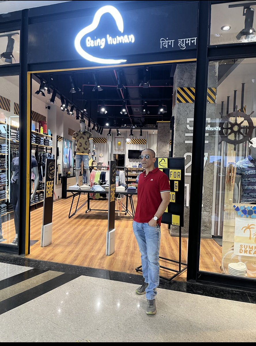 RajKutwalPatil's tweet photo. Phoenix Market City Mall,Viman Nagar,Pune @PhoenixMCtyPune ❤️🙌😍 @BeingRajKutwal @BeingSKFan_Club @BeingSKFanClub_  #EnjoySunday  #HappyHoli_2024 #Pune @BeingSalmanKhan #Tiger3Diwali2023 @SKFilmsOfficial https://t.co/ntnR22uyXb