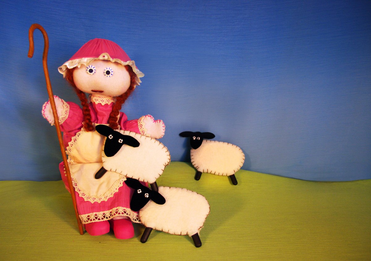 Looking forward to taking the Little Bo Peep show to @norwich_puppet this Easter, Friday 5th April. Tickets: puppettheatre.co.uk/event/little-b…