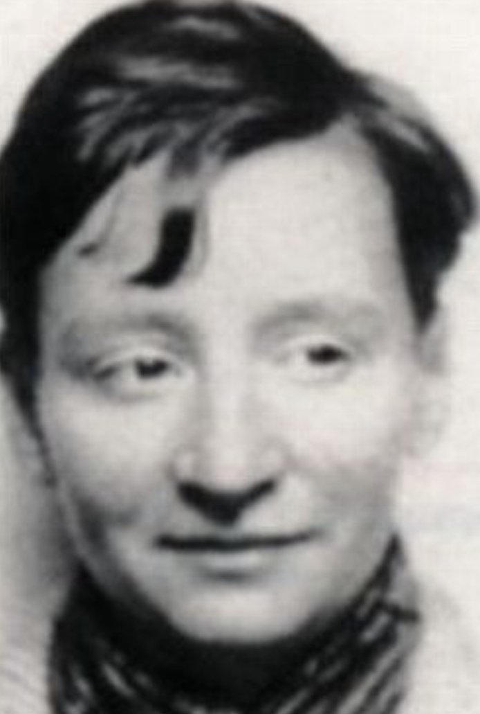 Letnapark's tweet photo. Gerda #Rotermund 26.3.1902, Rosenthal - 21.10.1982; Malerin, Grafikerin. Früh gefördertes Talent, wird Schülerin v Slevogt, E. Orlik, K. #Kollwitz, lebenslange Freundschaft.
Sie liebt das Alleinsein, ihre Kunst, die Freundschaften, v.a. mit Frauen, Reisen; Grafikwerkstatt, VHS https://t.co/YnA5ws9Jff