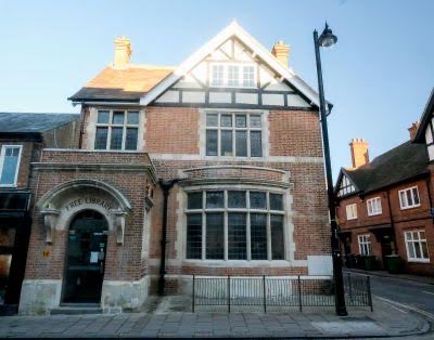 As transformation of Newbury’s new arts hub begins #cornexchange calls for people to share memories and photos of the Old Library. Here’s how ⁦@NewburyToday⁩ 👉 tinyurl.com/s787b25n