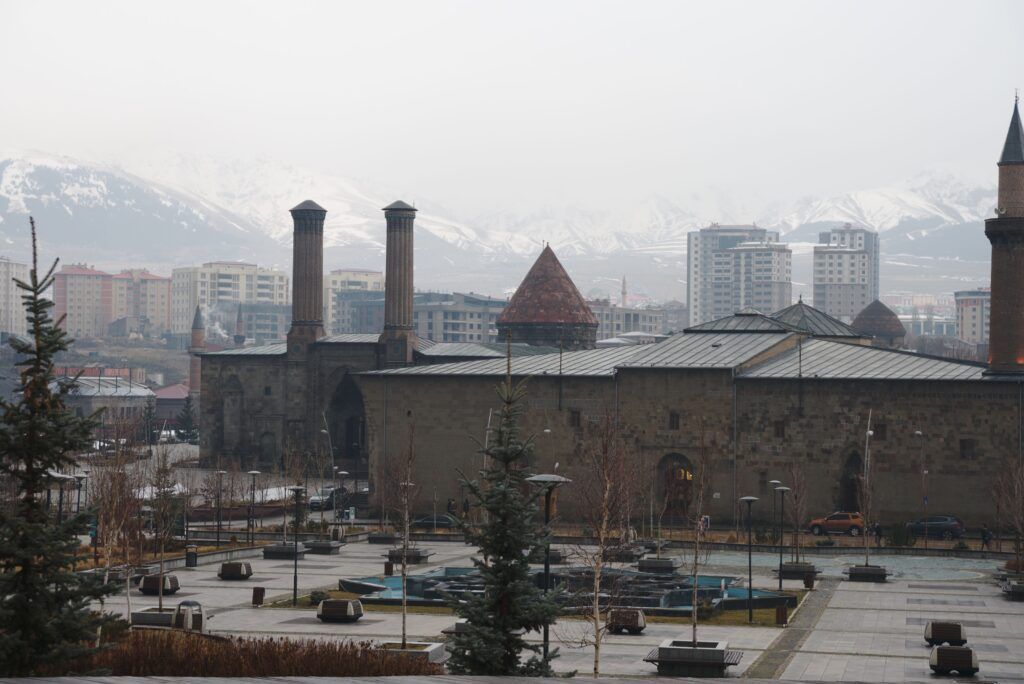 millern2's tweet image. Updated Post: Erzurum Turkey 2023 buff.ly/49dGnuZ