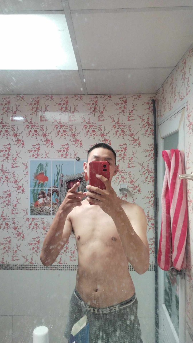 ItLaea's tweet photo. 💦💦🤭 https://t.co/bOZGI4xUSl