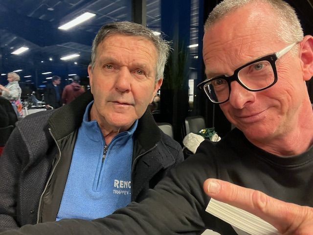 Peter de Brock (@peedebe) on Twitter photo Of ik in het Vlaamse Aalter verkeerde en daar de hand heb mogen schudden van Monsieur Paris-Roubaix? Of ik in het Vlaamse Aalter verkeerde en daar de hand heb mogen schudden van Monsieur Paris-Roubaix?