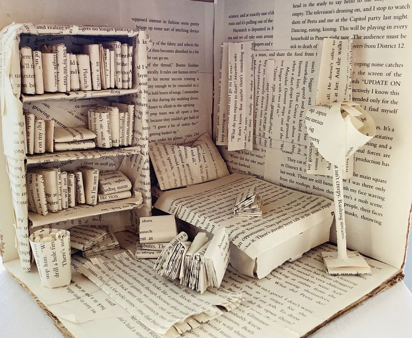 We love this intricate story book bedroom from Foundation Diploma Student Christine Marshall! This diploma is perfect for those undecided students that want to investigate many different areas of art & design. Find out more here: northernart.ac.uk/study-with-us/…