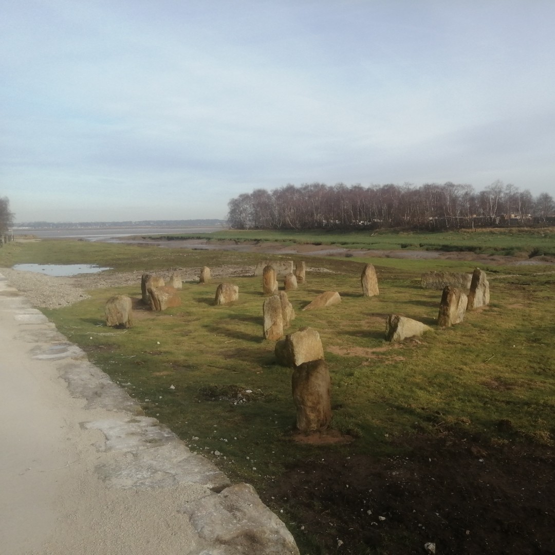 Y llwybr newydd hardd yn nociau'r Fflint. Da iawn i'r holl dîm a gymerodd ran. The beautiful new path at Flint docks. Well done to all the team involved. #FlintshireCoast #FlintshireCoastPark #FCC