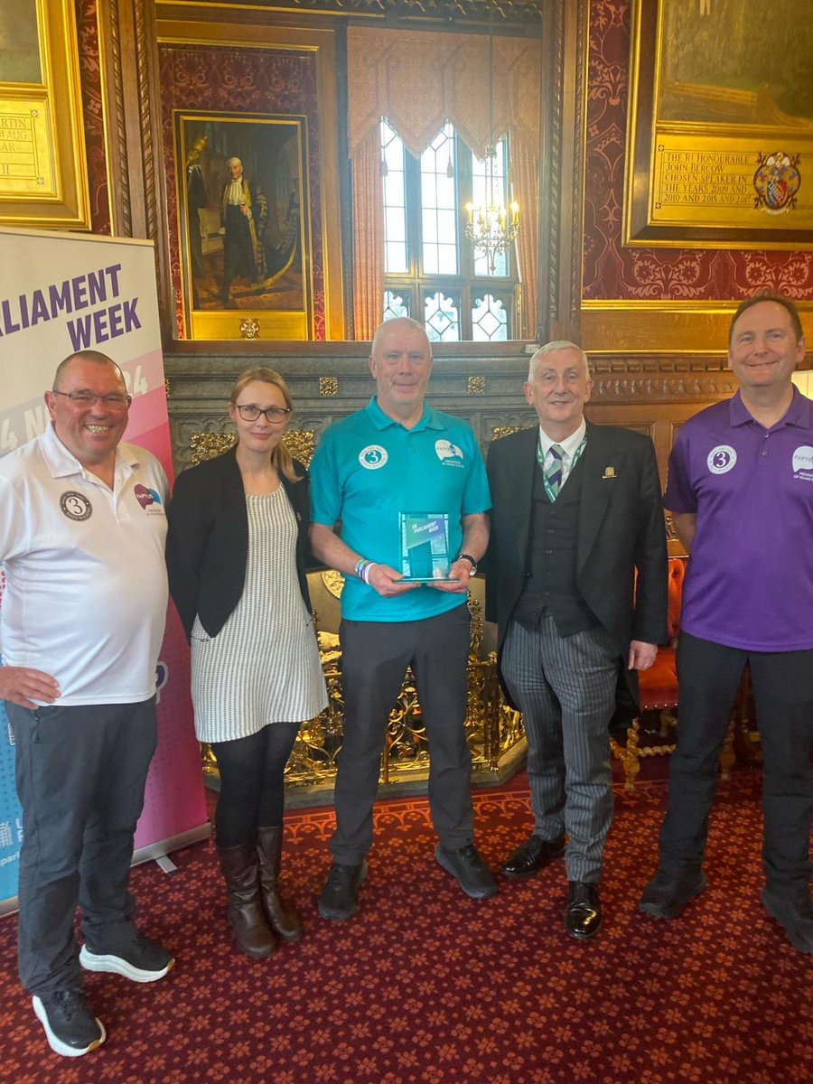 3DadsWalking tweet media