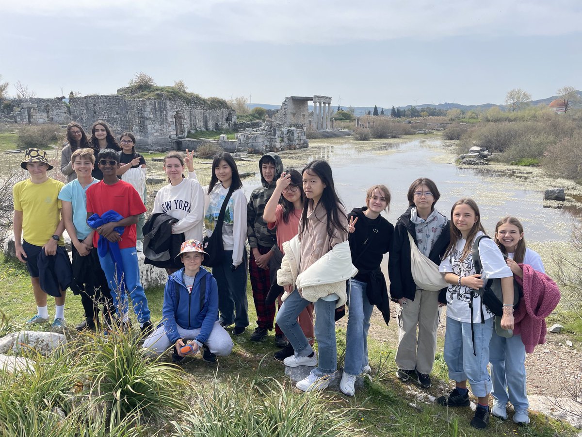 Tomas Duckling (@dcol_head) on Twitter photo Nothing lasts forever. The once great city of Miletus reclaimed by nature β¦<a href="/DCol_Classics/">DC Classics</a>β© Nothing lasts forever. The once great city of Miletus reclaimed by nature β¦<a href="/DCol_Classics/">DC Classics</a>β©