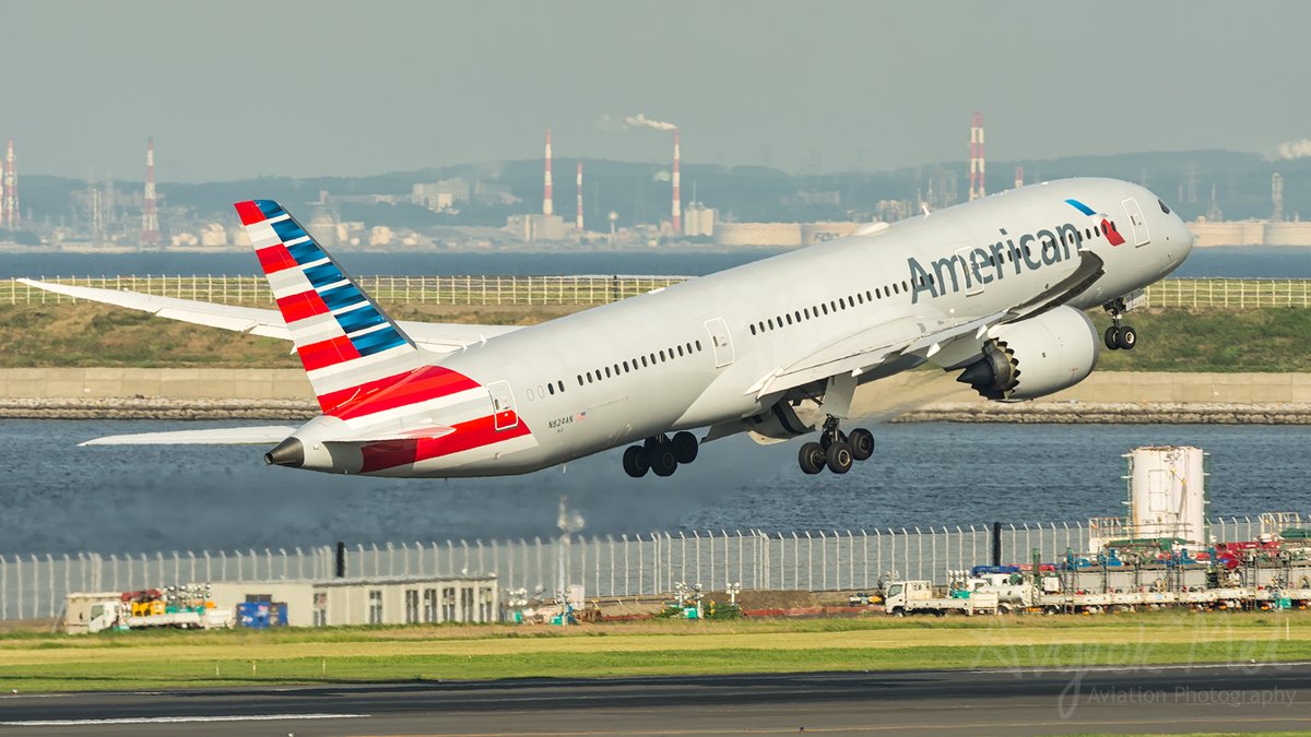 An @AmericanAir @Boeing B787-9 #dreamliner N824AN departing Tokyo #HanedaAirport June 2018 #planespotting #Hikoki #aviation #americanairlines