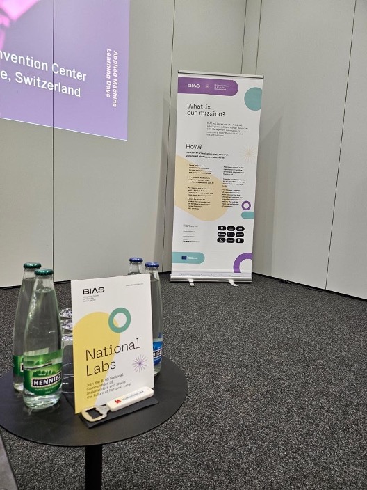 🎉 Happy to have presented the work on Fairness in #AI in the Labor Market conducted at the <a href="/BIASProjectEU/">BIAS Project</a> &amp;  @elaw_leiden to the track organized fantastically by <a href="/SocietyData/">Mascha Kurpicz-Briki</a> at <a href="/appliedmldays/">Applied Machine Learning Days</a> at <a href="/EPFL/">EPFL</a> in Lausanne, #Switzerland. Join our National Labs at: biasproject.eu/nationallabs/