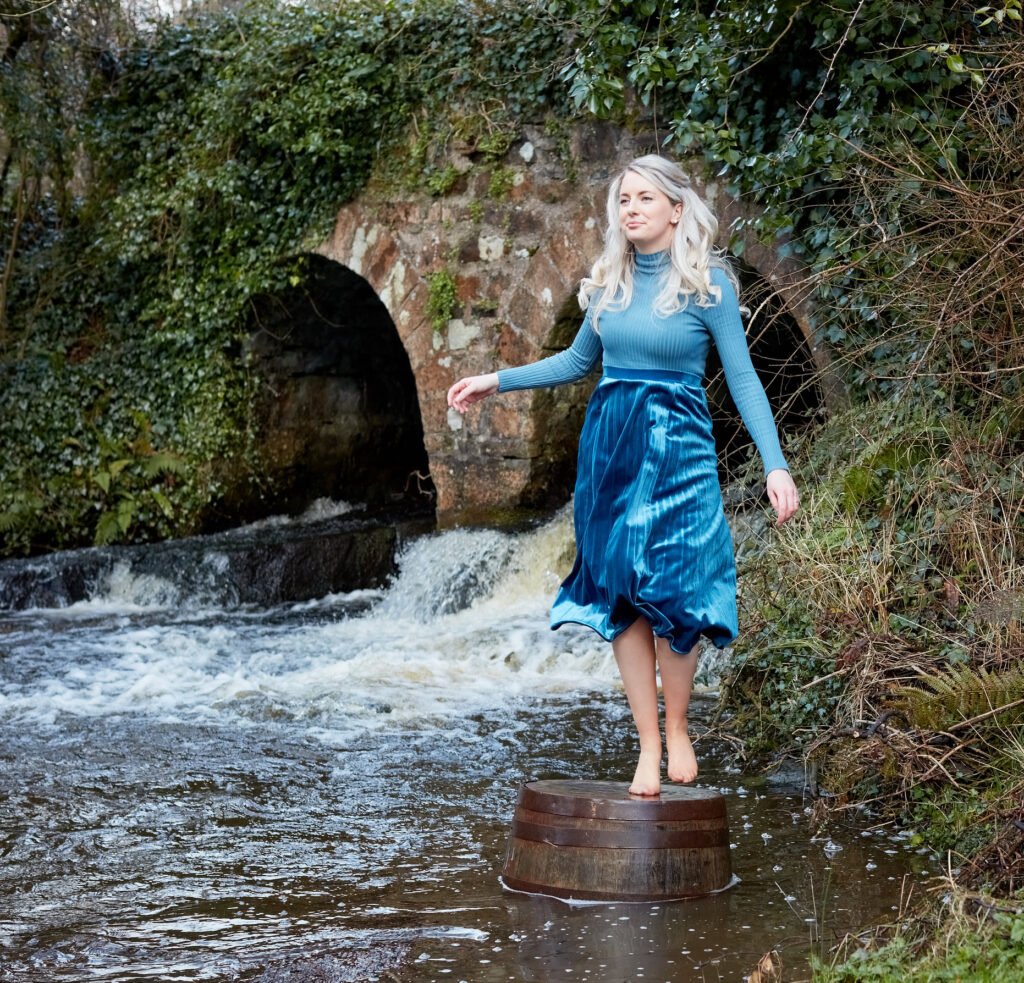 May Tree Dance with the wonderful @EdwinaGuckian will be the first in a special series of events called 'Turas – Journeys in Stewardship', a year-long Creative #ClimateAction project led by Burrenbeo, supported by @CreativeIreland More info at burrenbeo.com/turas
