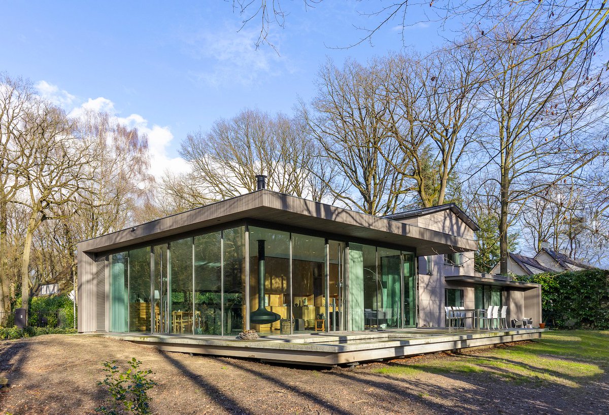 Wat is het mooiste en meest toonaangevende gebouw van Nijmegen dat in 2022 of 2023 is opgeleverd?  

Op de foto’s zie je enkele inzendingen voor de 𝗔𝗿𝗰𝗵𝗶𝘁𝗲𝗰𝘁𝘂𝘂𝗿𝗽𝗿𝗶𝗷𝘀 𝗡𝗶𝗷𝗺𝗲𝗴𝗲𝗻. Op onze website kun je stemmen op jouw favoriet: architectuurcentrumnijmegen.nl/stem
