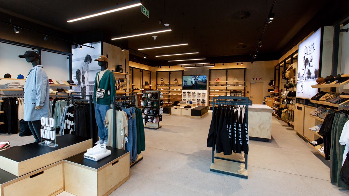 Vans opens its Concept 3.0 Store in South Africa at @TheMallOfAfrica. Full details here: lwmag.co.za/vans-concept-3… #Vans @vans66_za