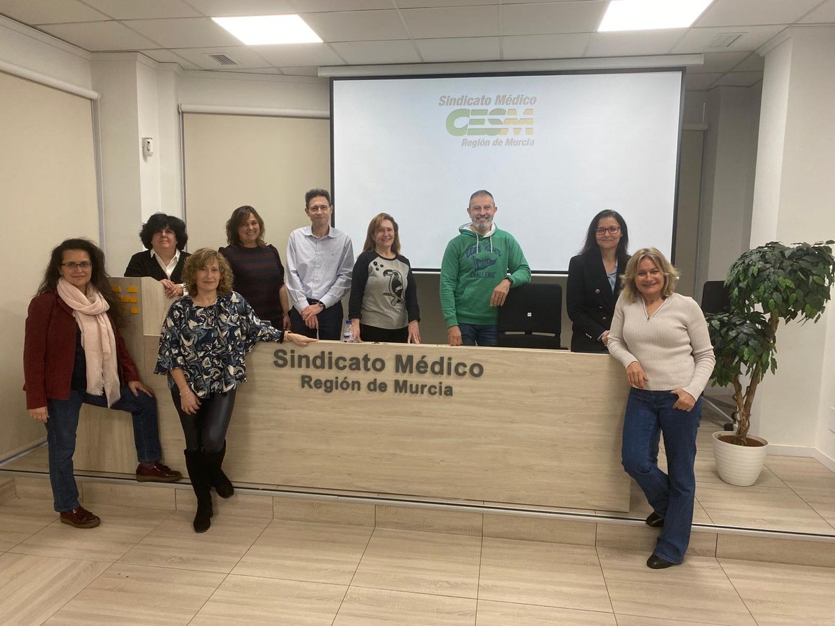 Estos son los responsables de las secretarías técnicas #EquipoCESM

Residentes @adanez_gracia 
AP-Blanca García
Hospital @ELucianez 
Traslados/OPE @soledadguillenm 
Urgencias AP @Tonatica 
Salud Laboral @ppsepe 
Bolsa @SilviaGraa3 
Formación @MaribelPsicol 
Jurídico @marboleja