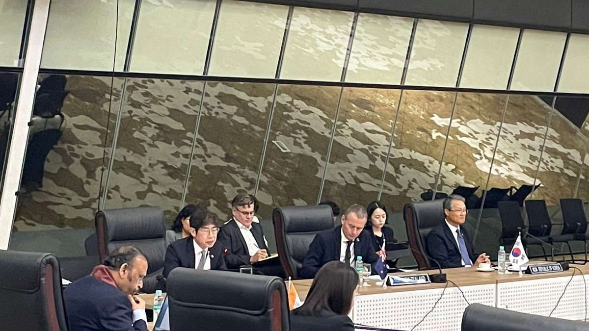 amb_japan_asean's tweet image. Pleased to attend the first #EAS Group meeting at @ASEAN HQs in Jakarta. We discussed the EAS Plan of Action 2024-2028 and also covered regional policies and initiatives. Looking forward to further promoting #AOIP cooperation this year and beyond!