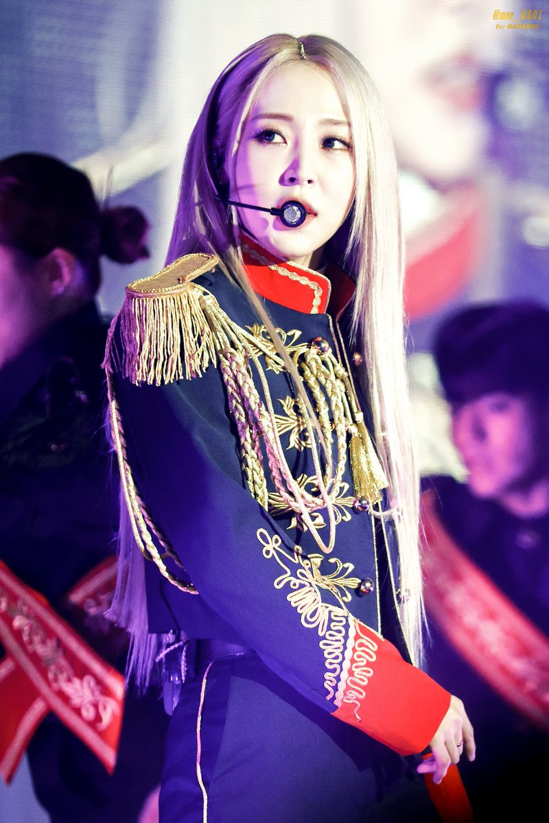 yongsun2da's tweet image. haha, byee.