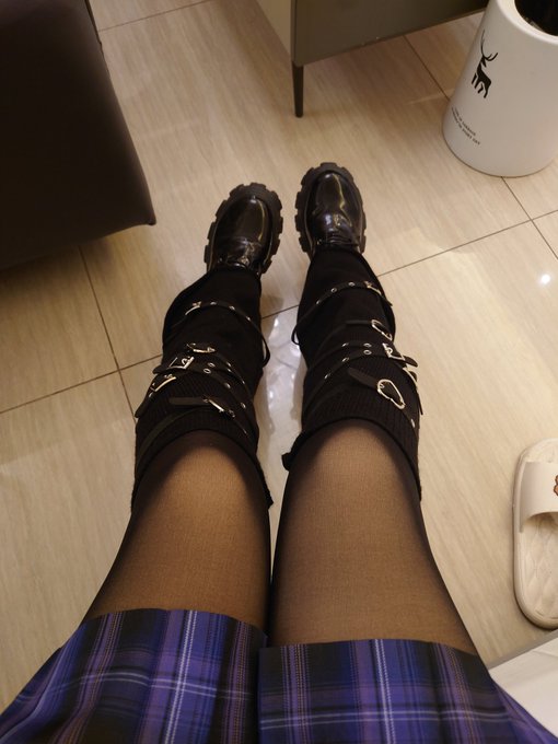 轻亚 #伪娘 #女装子 #男の娘 #crossdress https://t.co/zcVoOydKtY<a href="/tag/%E4%BC%AA%E5%A8%98"class="tags">#伪娘</a><a href="/tag/%E5%A5%B3%E8%A3%85%E5%AD%90"class="tags">#女装子</a><a href="/tag/%E7%94%B7%E3%81%AE%E5%A8%98"class="tags">#男の娘</a><a href="/tag/crossdress"class="tags">#crossdress</a>