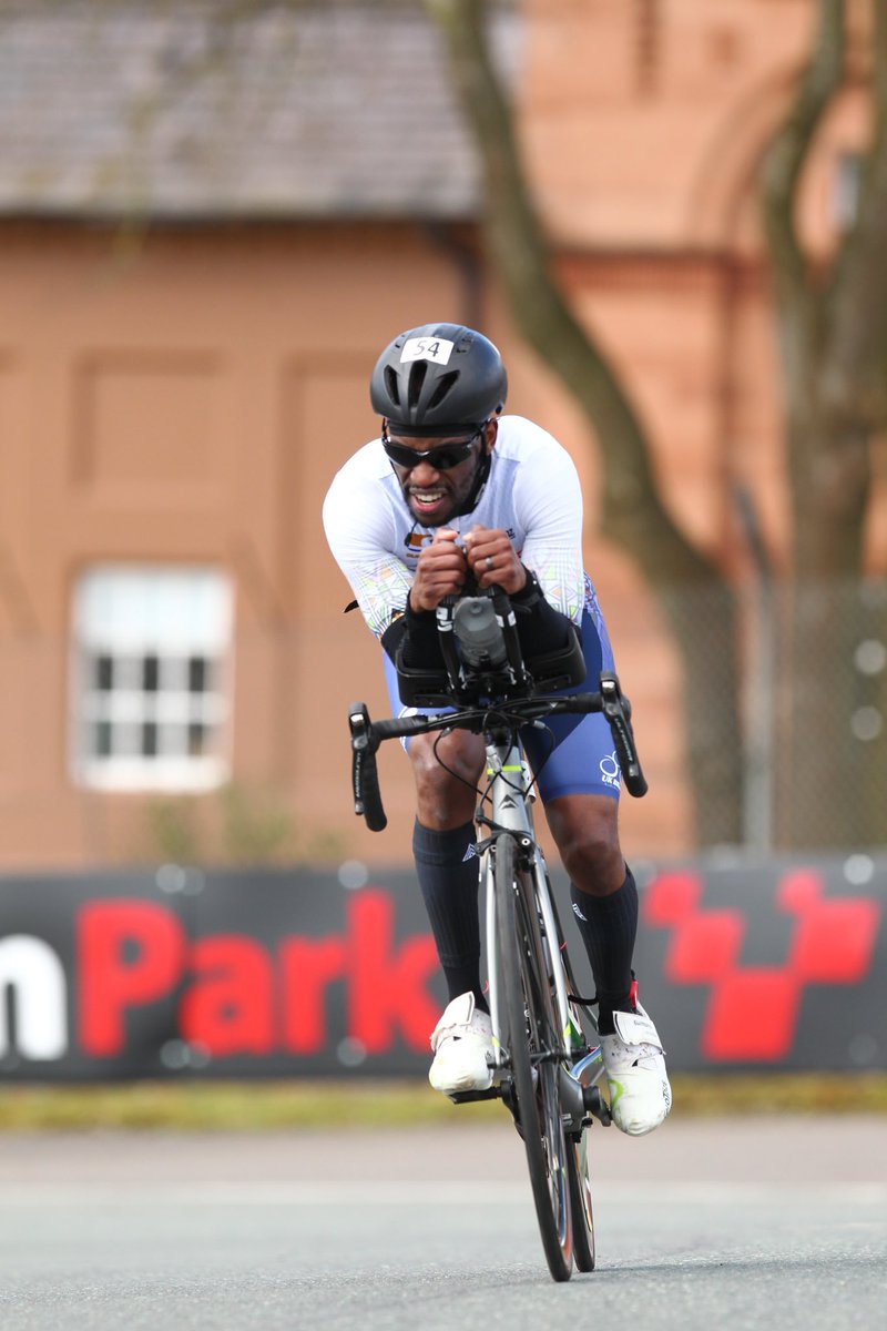 siphohn's tweet image. Highlights of the British Standard Duathlon Championship race. Great first race of the season with a high quality field. Enjoyed the experience and managed place 7th in my age group. Pleased with my performance, and onto the next race.