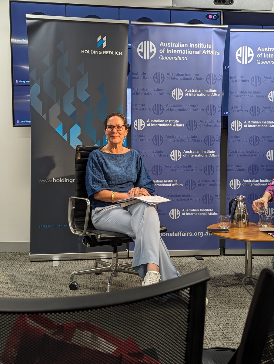 Never cease to be amazed by these two @FemInt and @caitebyrne who launched their book on climate politics in Oceania tonight. Stemming from concern over climate manifestations of unfairness and seeking climate justice in the region, a must read for Aus foreign policy!