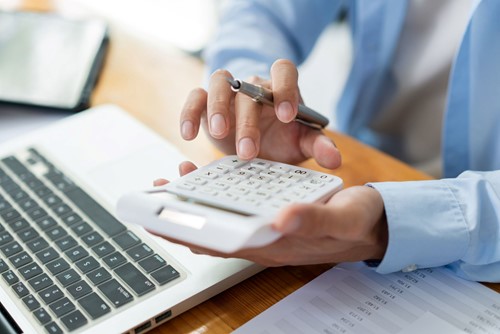 Invest and save tax #SavingTax #AIA #AnnualInvestmentAllowance tinyurl.com/23ht4pga