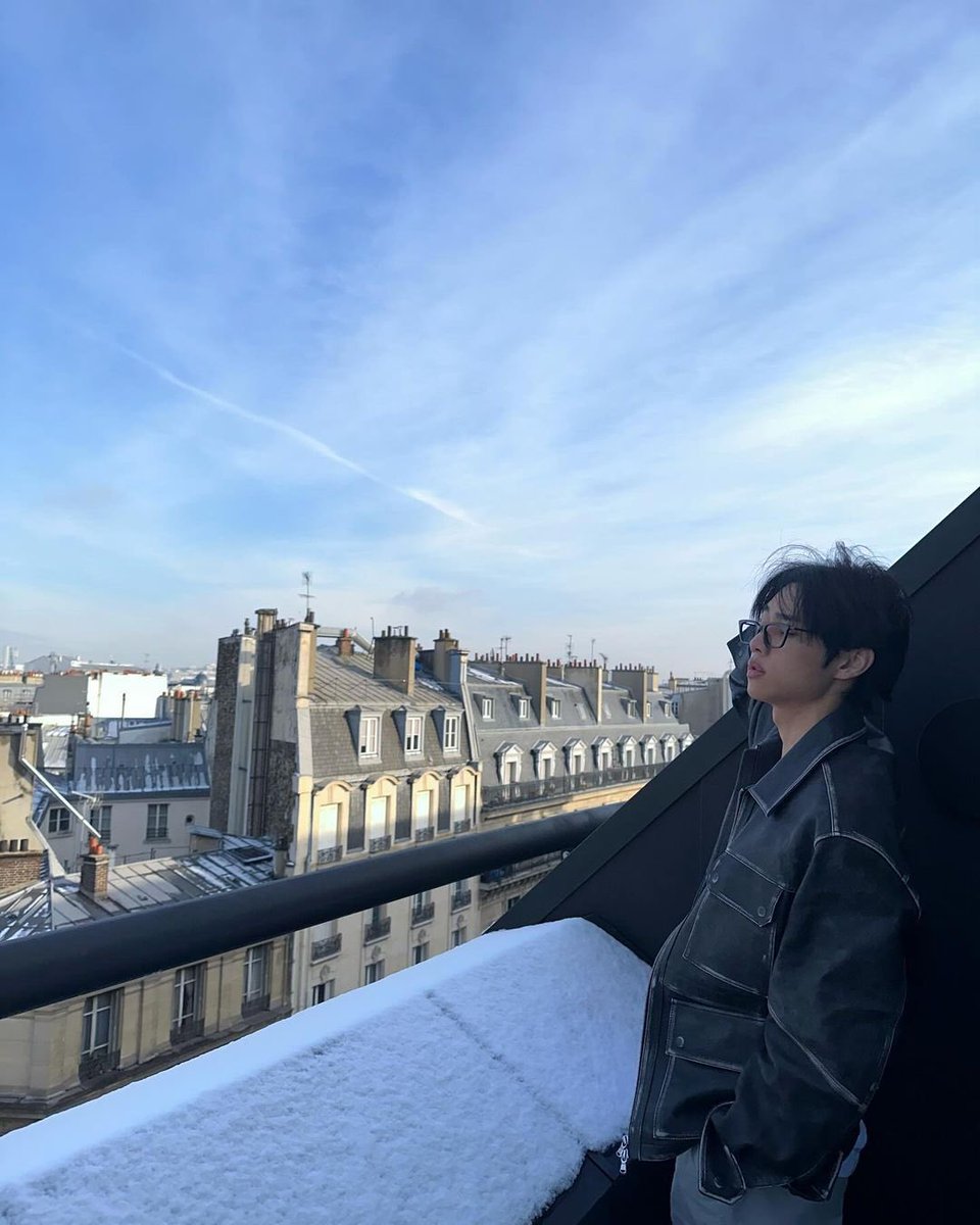 kimsunwov's tweet photo. Amidst the tapestry of Parisian rooftops, the cerulean expanse unfurls like a silent melody, echoing the rhythm of life below. https://t.co/t7VkTbQgYW
