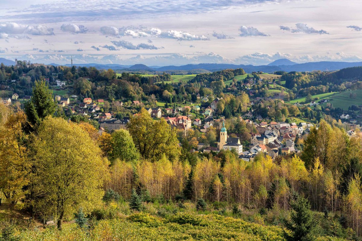 Reise Radio - Dein Urlaub beginnt im Ohr Folge 3: Sebnitz 👉 blog.saechsische-schweiz.de/ausflugtipps/r… #DeinUrlaubbeginntimOhr #ReiseRadio #SächsischeSchweiz #Sebnitz