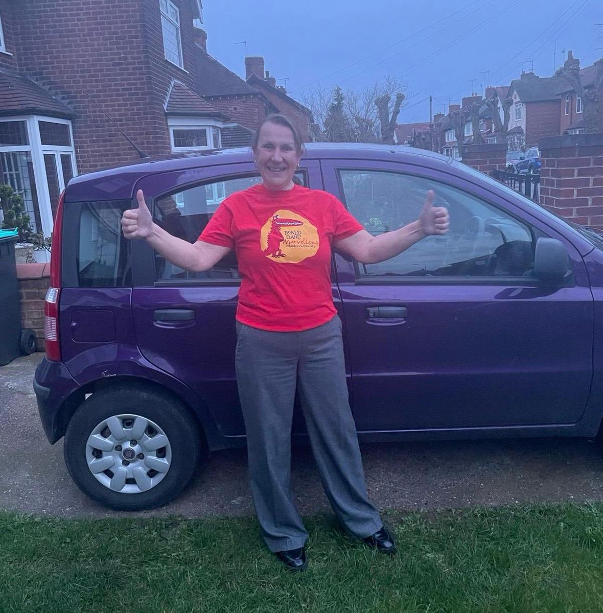 On #PurpleDay appreciating all those going the extra mile! (Quite literally with @kirsten94021139’s purple wheels!) School visits, home visits, ED, MDTs, clinics, on the phone, virtual…wherever the need is!!