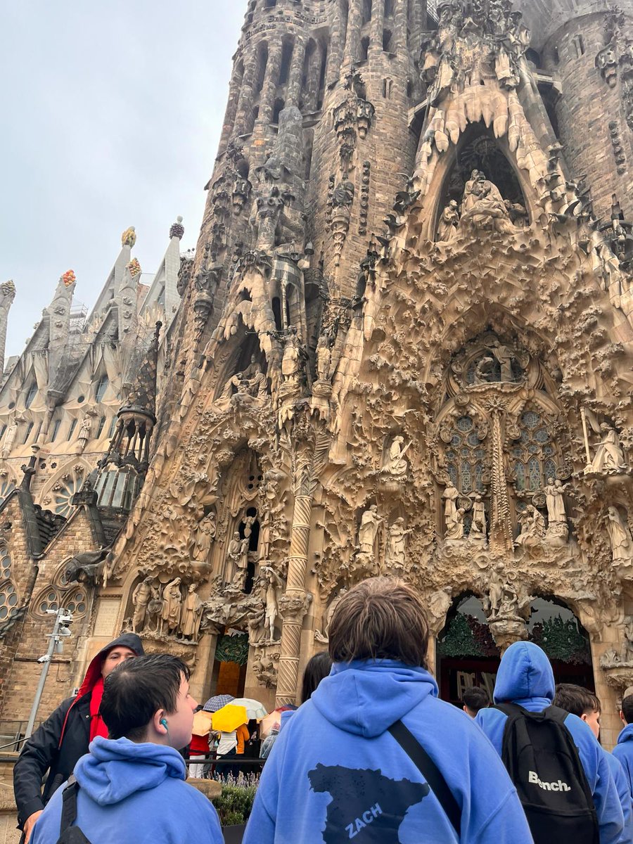 A busy day in the bustling city! The traditional McDonald’s followed by the La Boquería market- full of typical Spanish tapas. Bit of shopping on the Ramblas, followed by a special visit to the Sagrada Familia. Now back to the hotel for tapas and a bit