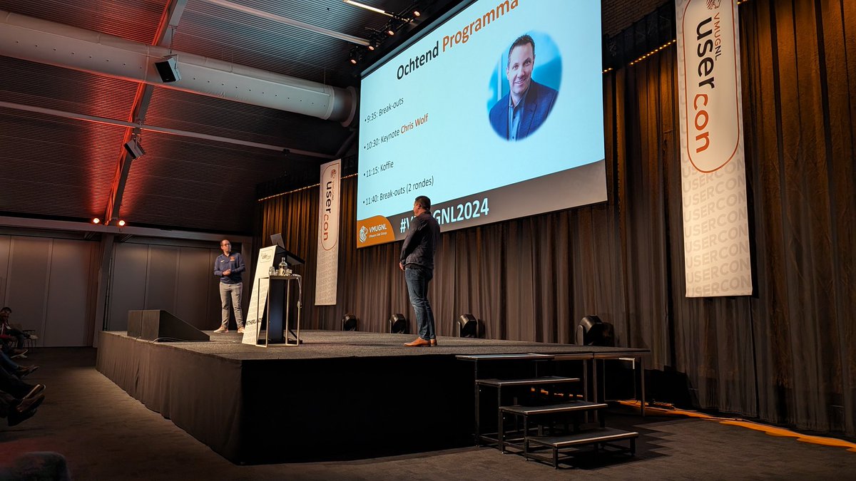 You hear about top down support from @BroadcomSW for @MyVMUG, no better example than @cswolf, Global Head of AI and Advanced Services. Overcoming obstacles to make this keynote. He landed a few hours ago, and now on stage in front of 500 attendees.